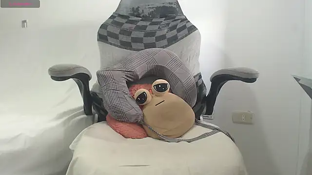 mia duvall online show from 17, 10, 2025