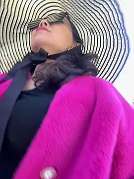 Snapshot of anna_yngs chatting on 27, 2, 2026 anna yngs online show from 27, 2, 2026