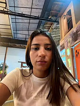 -juicy  online show from 12, 11, 2025