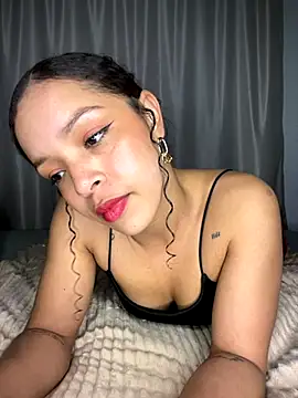 Snapshot of Yasmin777_ chatting on 21, 9, 2025 Yasmin777 online show from 21, 9, 2025