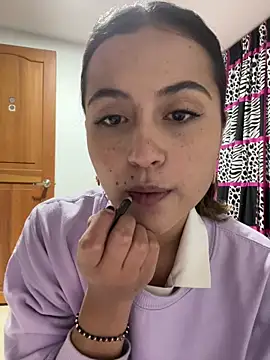 Snapshot of Ana__Pink chatting on 9, 5, 2026 Ana Pink online show from 9, 5, 2026