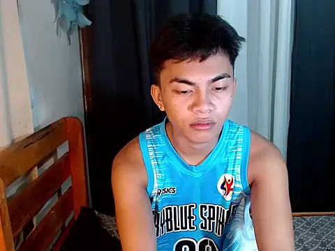 Snapshot of urguy_marco chatting on 1, 10, 2025 urguy marco online show from 1, 10, 2025