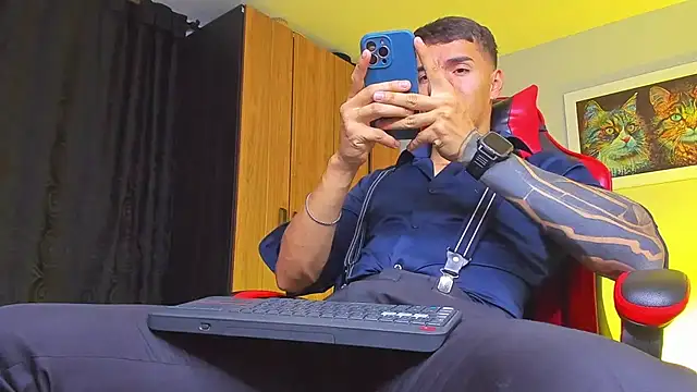 ALPHA DOMINUS  online show from 29, 9, 2025