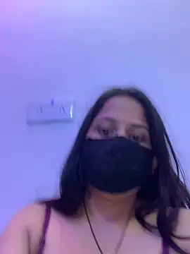 misharani00 online show from 14, 10, 2025