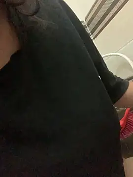 misharani00 online show from 24, 10, 2025