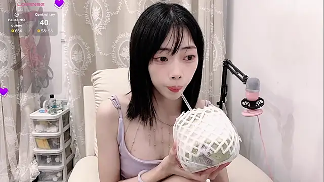 Snapshot of tuantuanle chatting on 15, 3, 2026 tuantuanle online show from 15, 3, 2026