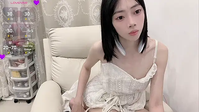 Snapshot of tuantuanle chatting on 4, 4, 2026 tuantuanle online show from 4, 4, 2026