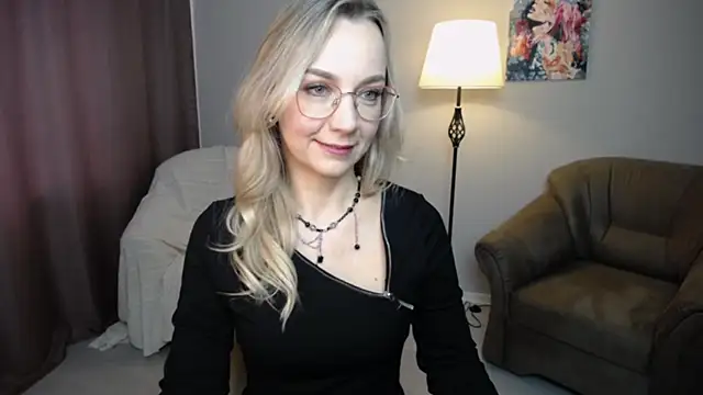 Ava Elior online show from 9, 10, 2025