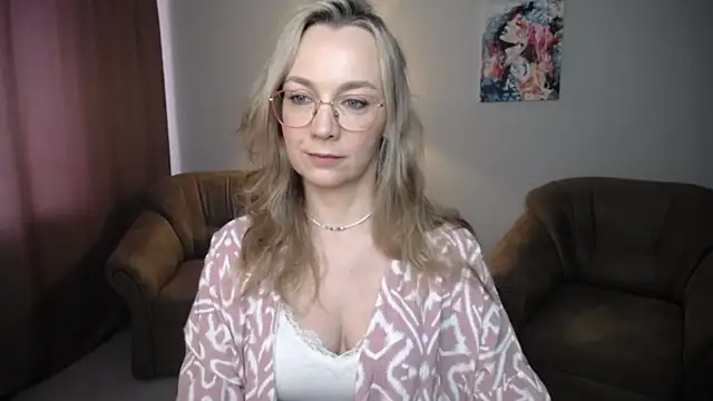 Ava Elior online show from 3, 7, 2026