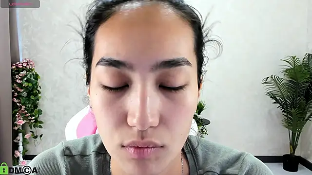 Snapshot of FlirtyAura chatting on 7, 10, 2025 FlirtyAura online show from 7, 10, 2025