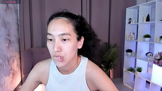 Snapshot of FlirtyAura chatting on 19, 7, 2026 FlirtyAura online show from 19, 7, 2026