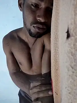 Snapshot of Kesurra chatting on 9, 11, 2025 Kesurra online show from 9, 11, 2025