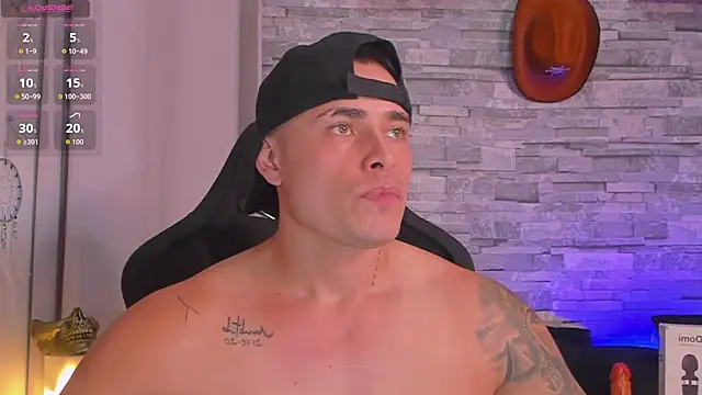 Snapshot of connorsmiith chatting on 18, 11, 2025 connorsmiith online show from 18, 11, 2025