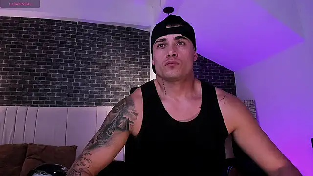 Snapshot of connorsmiith chatting on 4, 2, 2026 connorsmiith online show from 4, 2, 2026