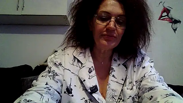 RubyyRosee online show from 4, 3, 2026