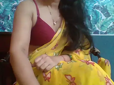 Snapshot of Marathi_q4een01 chatting on 23, 9, 2025 Marathi q4een01 online show from 23, 9, 2025