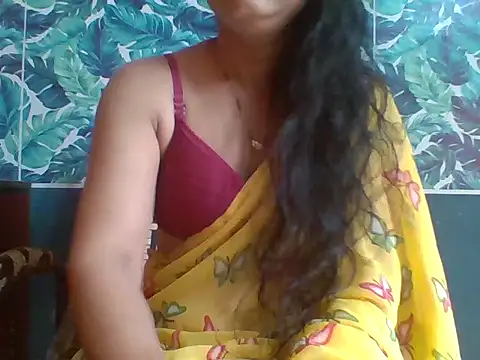 Snapshot of Marathi_q4een01 chatting on 13, 10, 2025 Marathi q4een01 online show from 13, 10, 2025