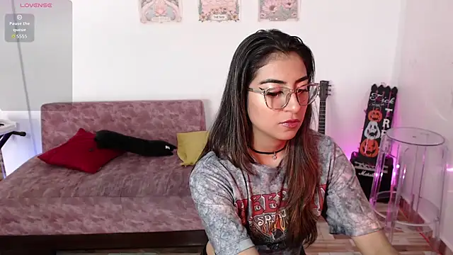 Susanahendrix online show from 29, 10, 2025