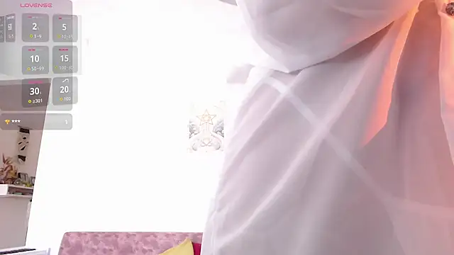 Susanahendrix online show from 14, 12, 2025