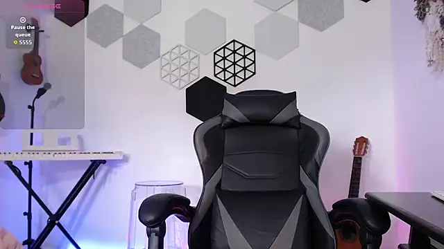 Snapshot of Susanahendrix chatting on 8, 7, 2026 Susanahendrix online show from 8, 7, 2026