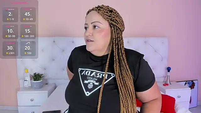 Snapshot of katte_landerr chatting on 20, 10, 2025 katte landerr online show from 20, 10, 2025