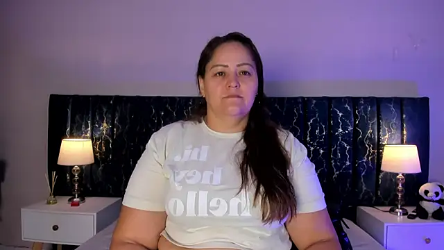 Snapshot of katte_landerr chatting on 21, 2, 2026 katte landerr online show from 21, 2, 2026