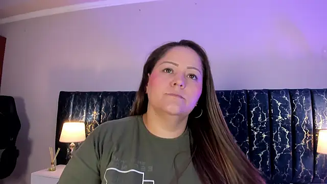 Snapshot of katte_landerr chatting on 24, 2, 2026 katte landerr online show from 24, 2, 2026