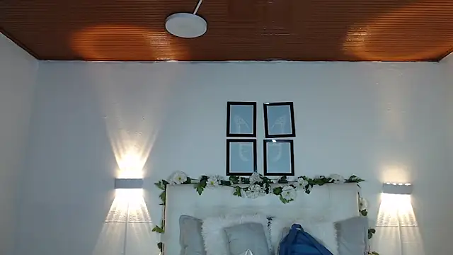 Megan 05  online show from 13, 10, 2025