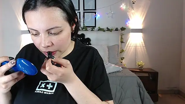 Megan 05  online show from 21, 3, 2026