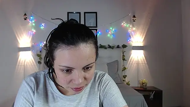 Snapshot of Megan_05_ chatting on 1, 5, 2026 Megan 05 online show from 1, 5, 2026