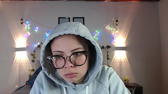 Snapshot of Megan_05_ chatting on 2, 5, 2026 Megan 05 online show from 2, 5, 2026