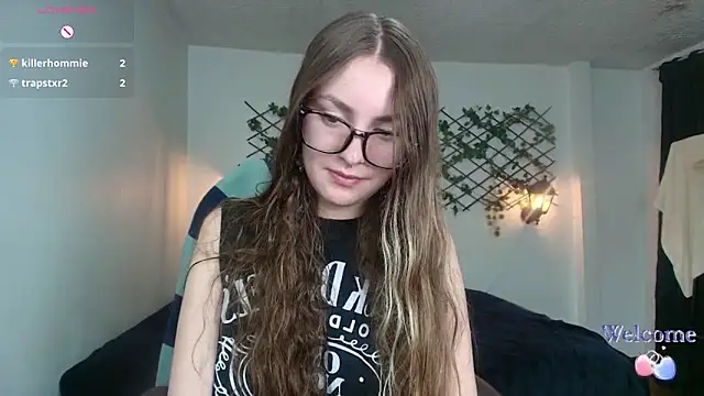 velvet  moon online show from 5, 4, 2026