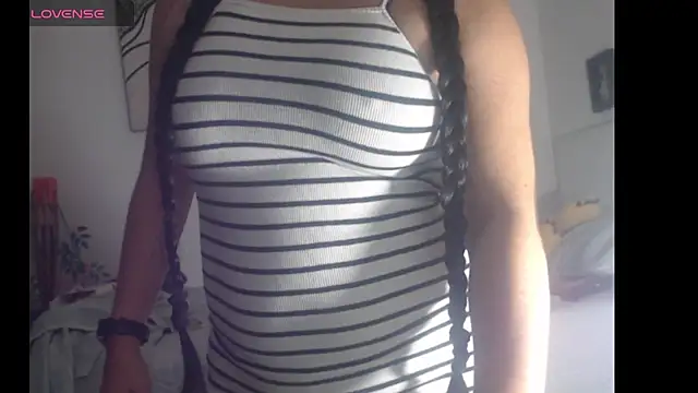 Snapshot of anii_mantilla chatting on 11, 9, 2025 anii mantilla online show from 11, 9, 2025