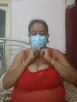 Snapshot of Barna_Love chatting on 25, 6, 2026 Barna Love online show from 25, 6, 2026