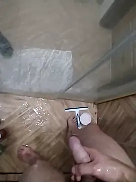 Snapshot of Pio185 chatting on 12, 11, 2025 Pio185 online show from 12, 11, 2025