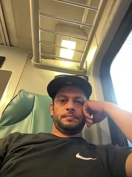 Carlosmauricio123 online show from 8, 6, 2026