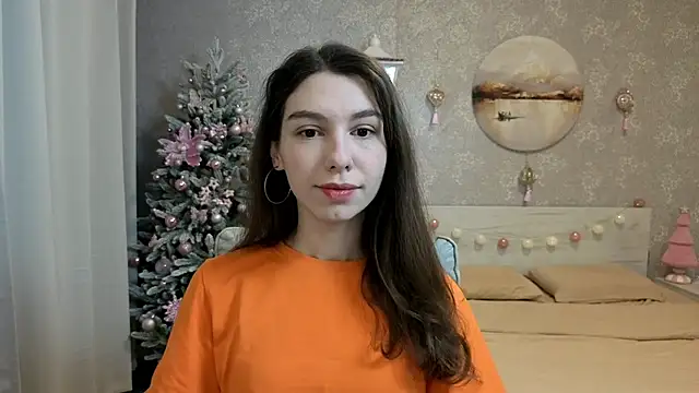 Snapshot of KellyShines chatting on 20, 12, 2025 KellyShines online show from 20, 12, 2025