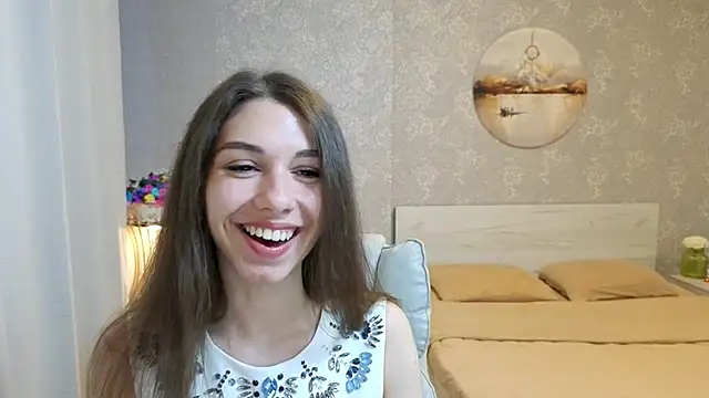 Snapshot of KellyShines chatting on 13, 6, 2026 KellyShines online show from 13, 6, 2026