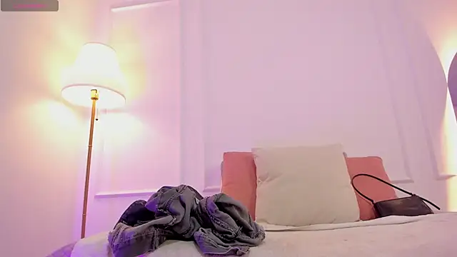 Snapshot of angelica_cross_ chatting on 26, 10, 2025 angelica cross online show from 26, 10, 2025