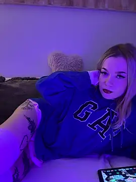 Snapshot of marnemzavar444 chatting on 8, 11, 2025 marnemzavar444 online show from 8, 11, 2025