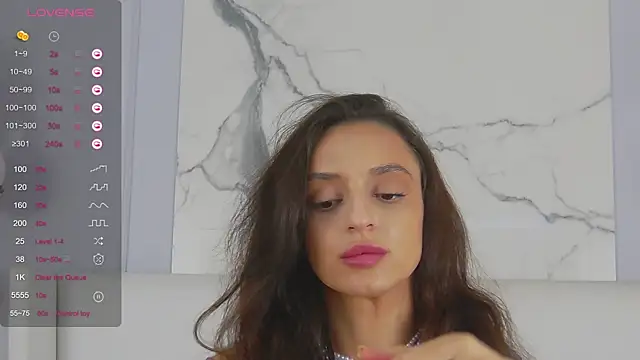 Snapshot of AdoraCortes chatting on 9, 9, 2025 AdoraCortes online show from 9, 9, 2025