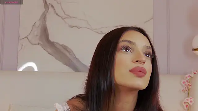 Snapshot of AdoraCortes chatting on 14, 10, 2025 AdoraCortes online show from 14, 10, 2025