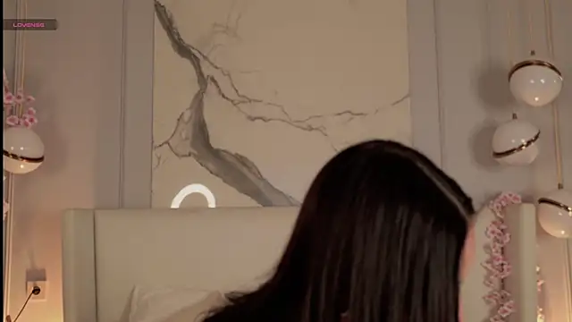 Snapshot of AdoraCortes chatting on 19, 11, 2025 AdoraCortes online show from 19, 11, 2025