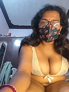 Snapshot of sexy_aaru chatting on 28, 6, 2026 sexy aaru online show from 28, 6, 2026
