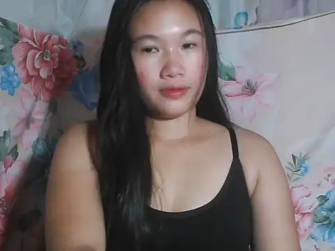 Katie Winslet online show from 4, 10, 2025