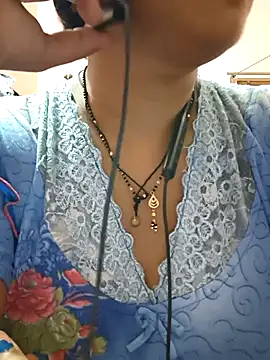 Snapshot of Sonalihot_ chatting on 8, 9, 2025 Sonalihot online show from 8, 9, 2025