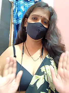 Snapshot of Sonalihot_ chatting on 1, 10, 2025 Sonalihot online show from 1, 10, 2025