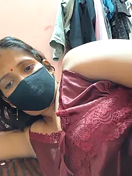 Snapshot of Sonalihot_ chatting on 13, 10, 2025 Sonalihot online show from 13, 10, 2025