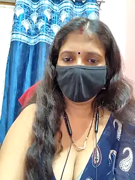 Snapshot of Sonalihot_ chatting on 4, 11, 2025 Sonalihot online show from 4, 11, 2025