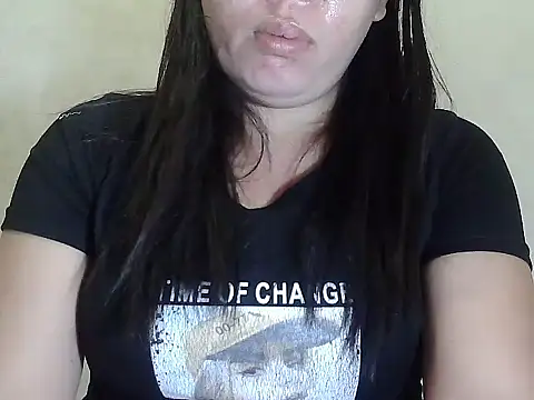 Snapshot of Ayiesha chatting on 1, 7, 2026 Ayiesha online show from 1, 7, 2026